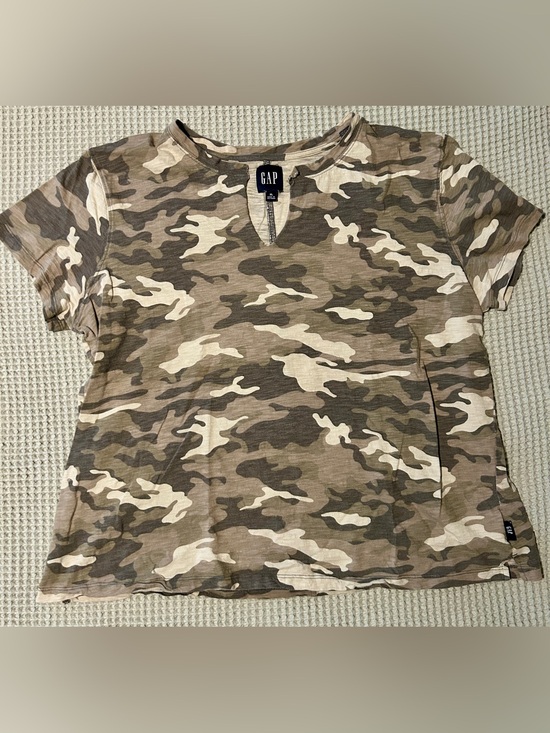 GAP Tops - GAP Camo Split Neck T-Shirt